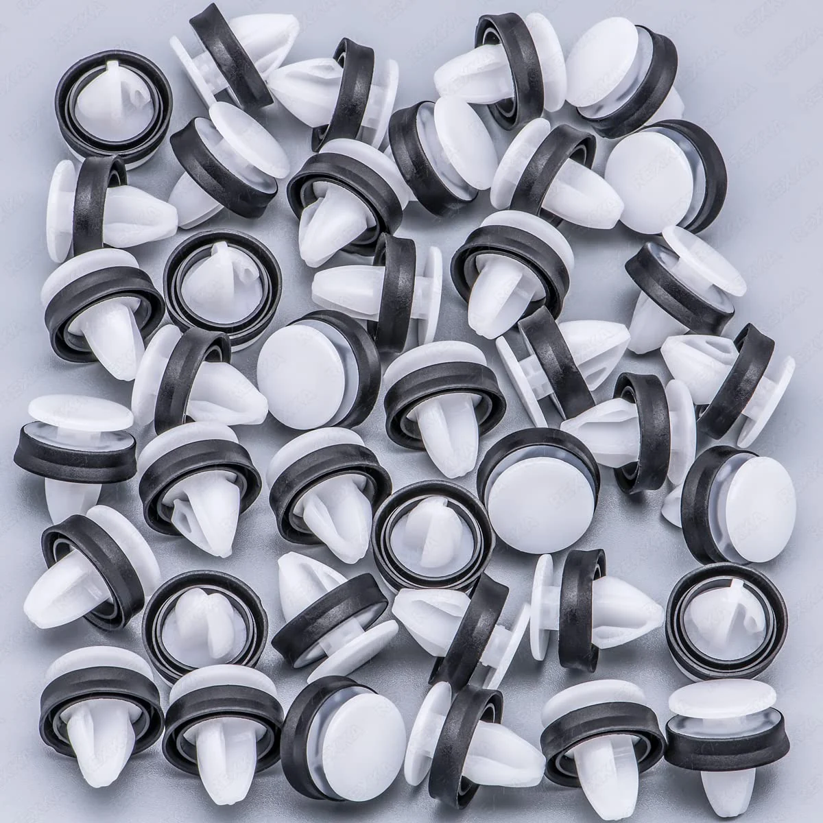Rexka Ford Wheel-Opening Molding Clips