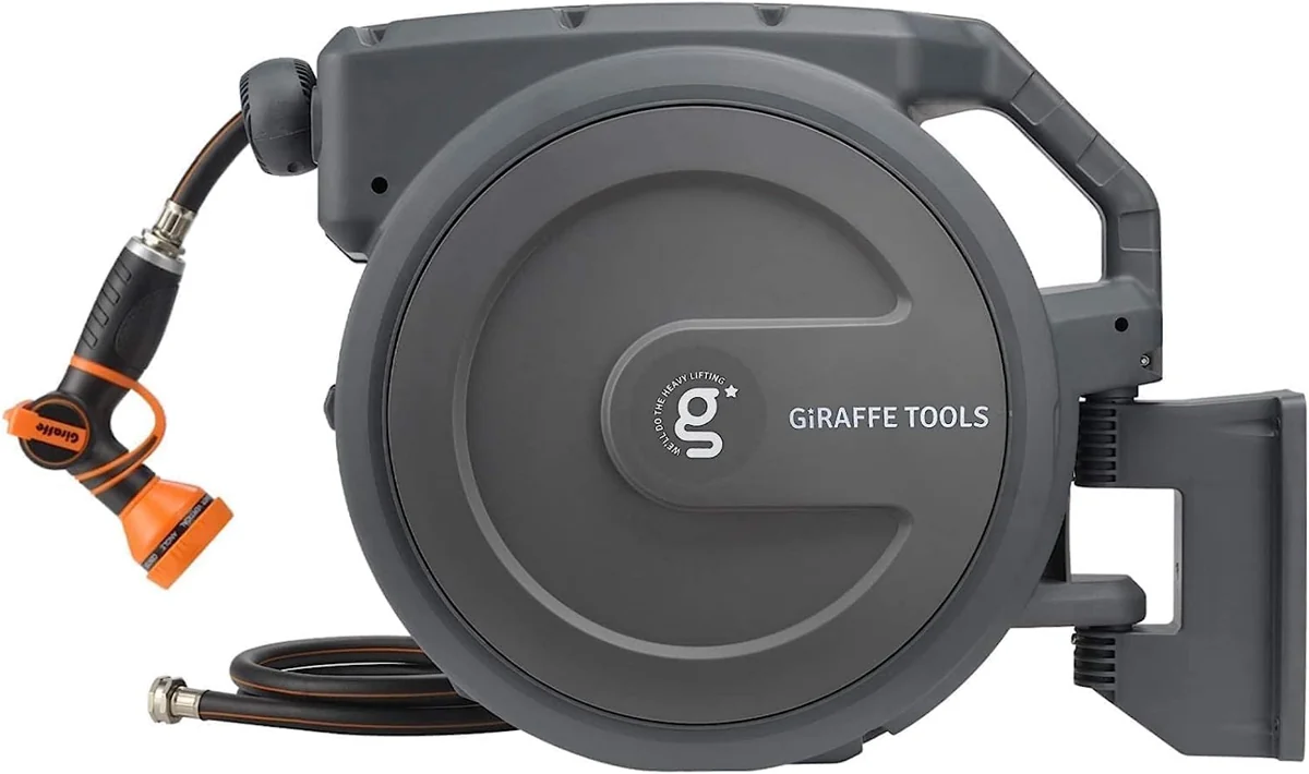 Giraffe Hundred-Foot Hose Reel