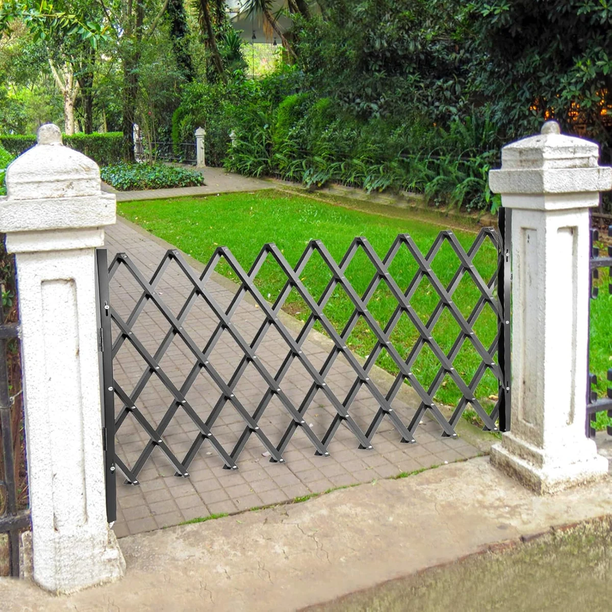 VEVOR 61-by-71-Inch Folding Gate